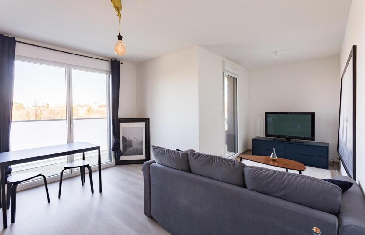 Le Rio, Appartement Avec Terrasse & Parking Rennes Kültér fotó